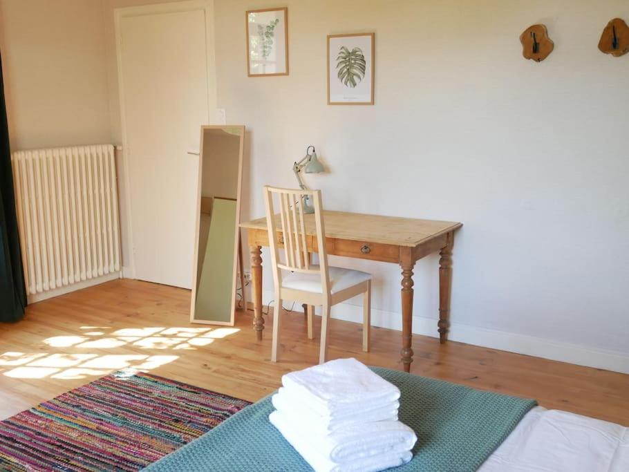 Maison Au Calme Avec Jardin A 5 Min De Tournus