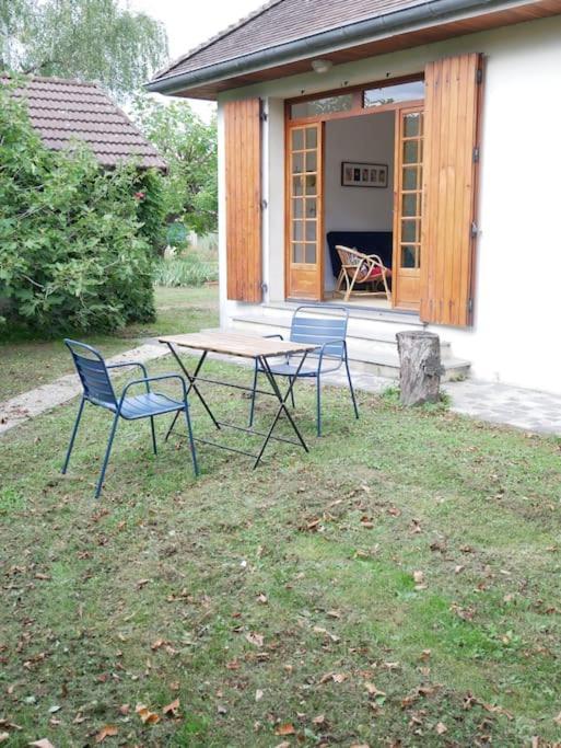 Maison Au Calme Avec Jardin A 5 Min De Tournus Apartment